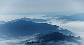 長(zhǎng)沙-橘子洲頭-韶山-天門山-玻璃棧道鳳凰古城-湘西苗寨雙飛六日